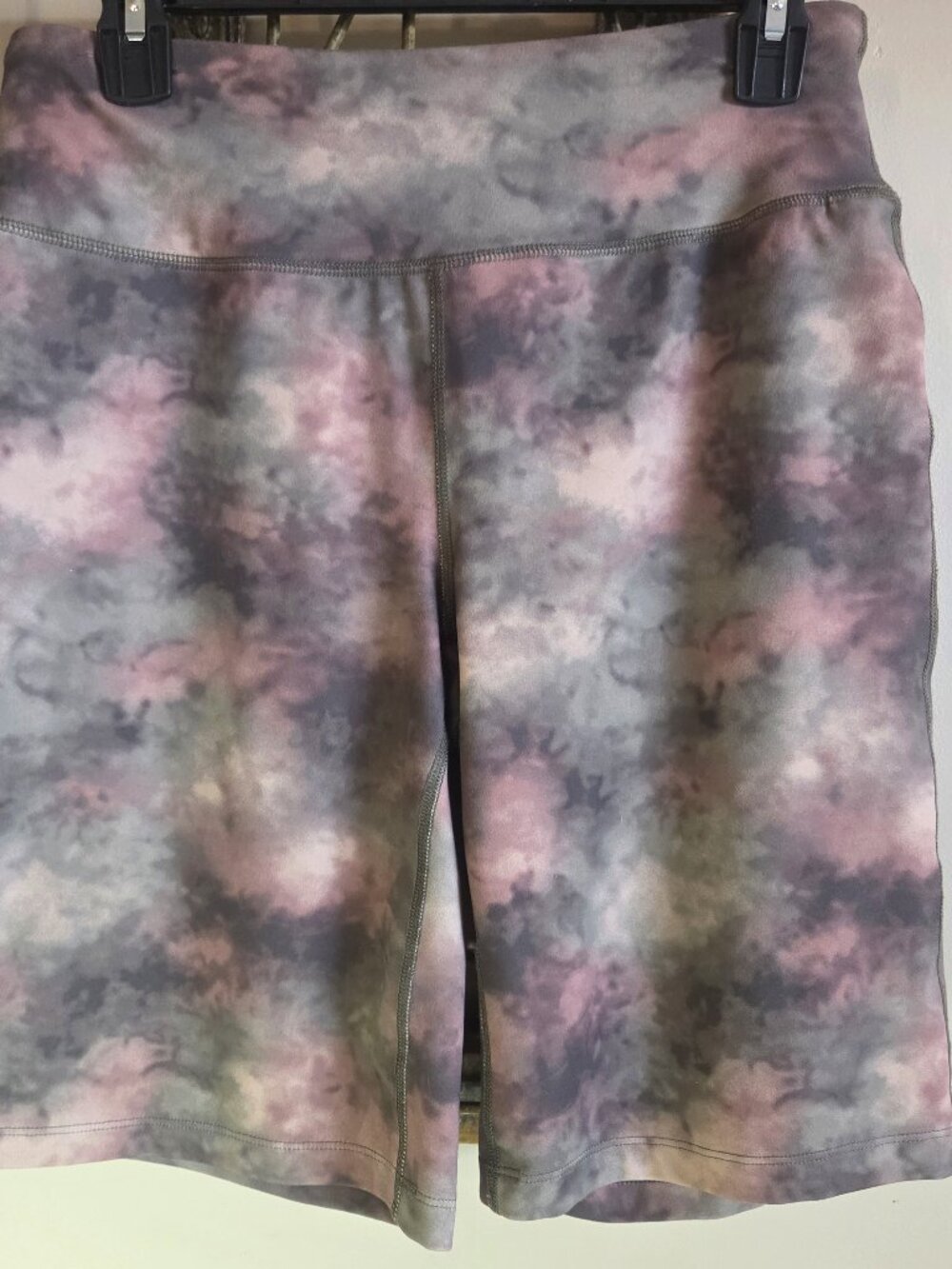 Lands' End High Rise Bike Shorts Pink Gray Tie Dye Cloud Print Women's Size S